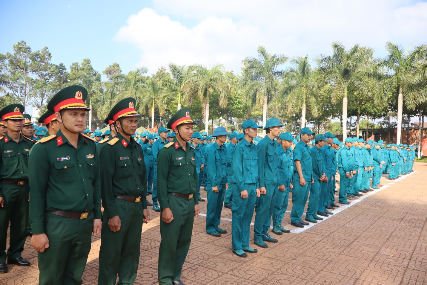 Huyện Ea H’Leo tổ chức Lễ ra quân huấn luyện năm 2024 và phát động đợt thi đua cao điểm chào mừng kỷ niệm 70 năm chiến thắng Điện Biên Phủ (7/5/1954 -7/5/2024)